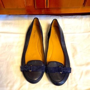 Nine West navy blue flats!